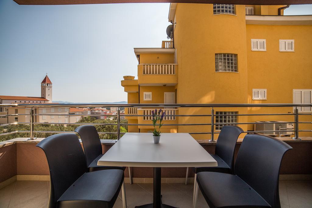 Green Olive Apartments Makarska Exterior foto